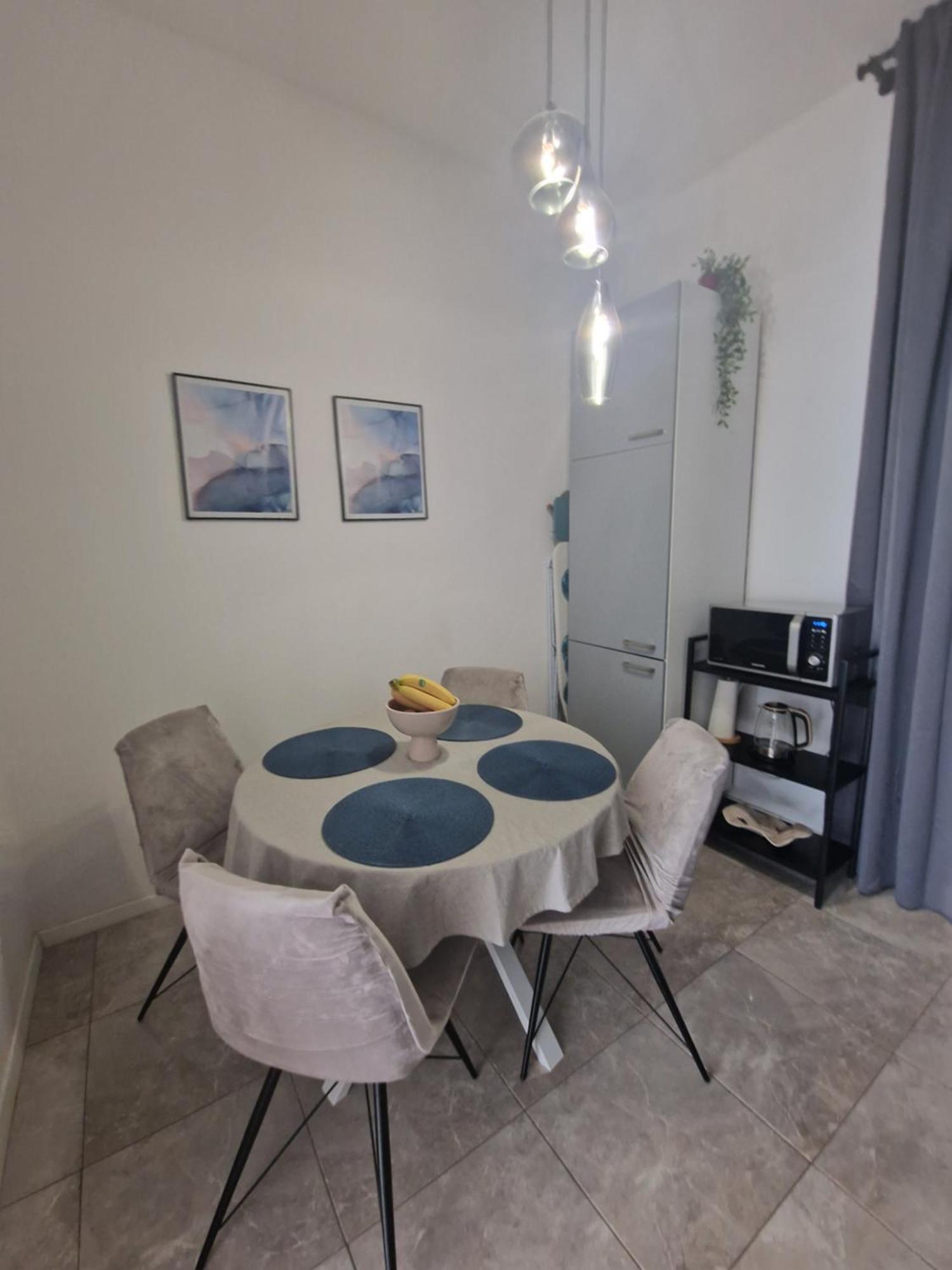 Apartment Eda Pula Exterior photo